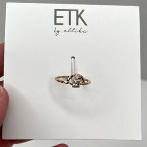 Ettika 18K Gold Plated Dainty Square Rhinestone Ring GTR256 NWT Size 7